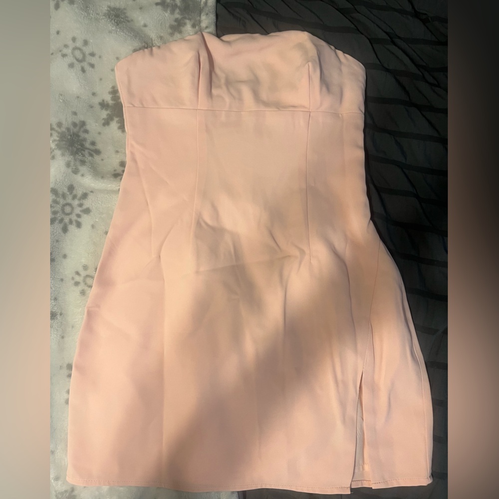beginning boutique pink strapless dress